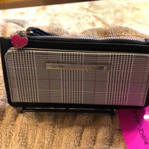 NWT Betsey Johnson Wristlet Wallet